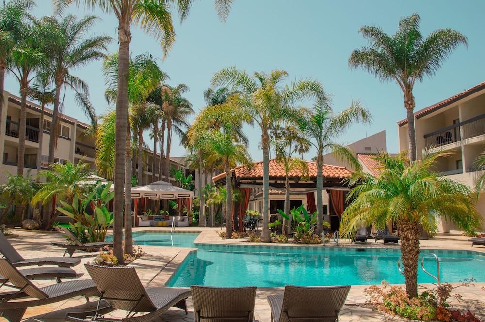 Atrium Hotel Orange County Ірвайн Екстер'єр фото