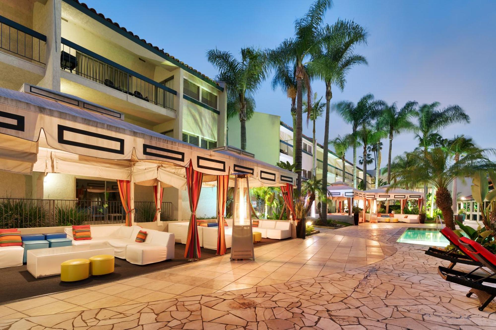 Atrium Hotel Orange County Ірвайн Екстер'єр фото