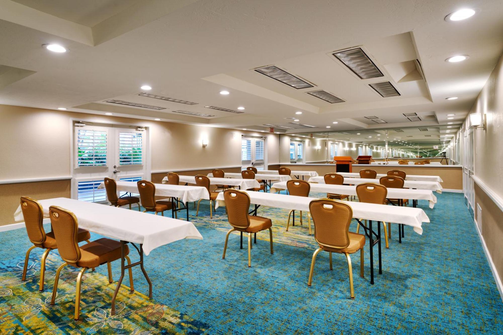 Atrium Hotel Orange County Ірвайн Екстер'єр фото
